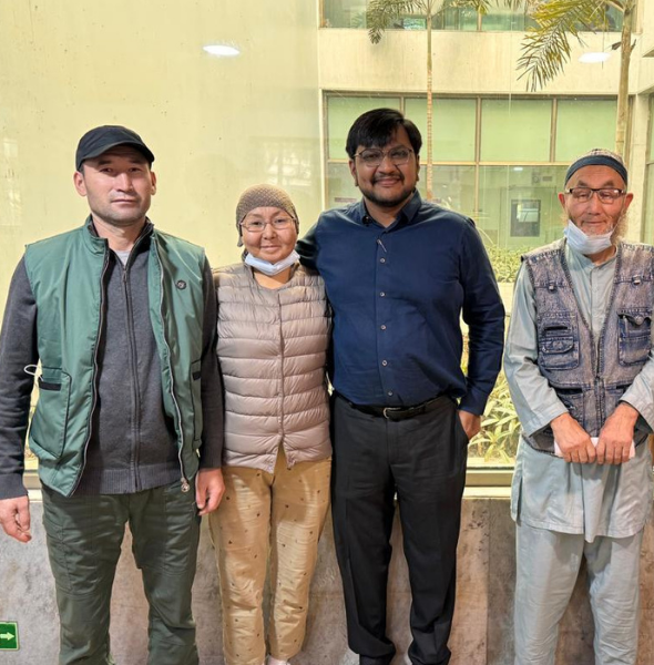 Abad Liver Surgeons (12)